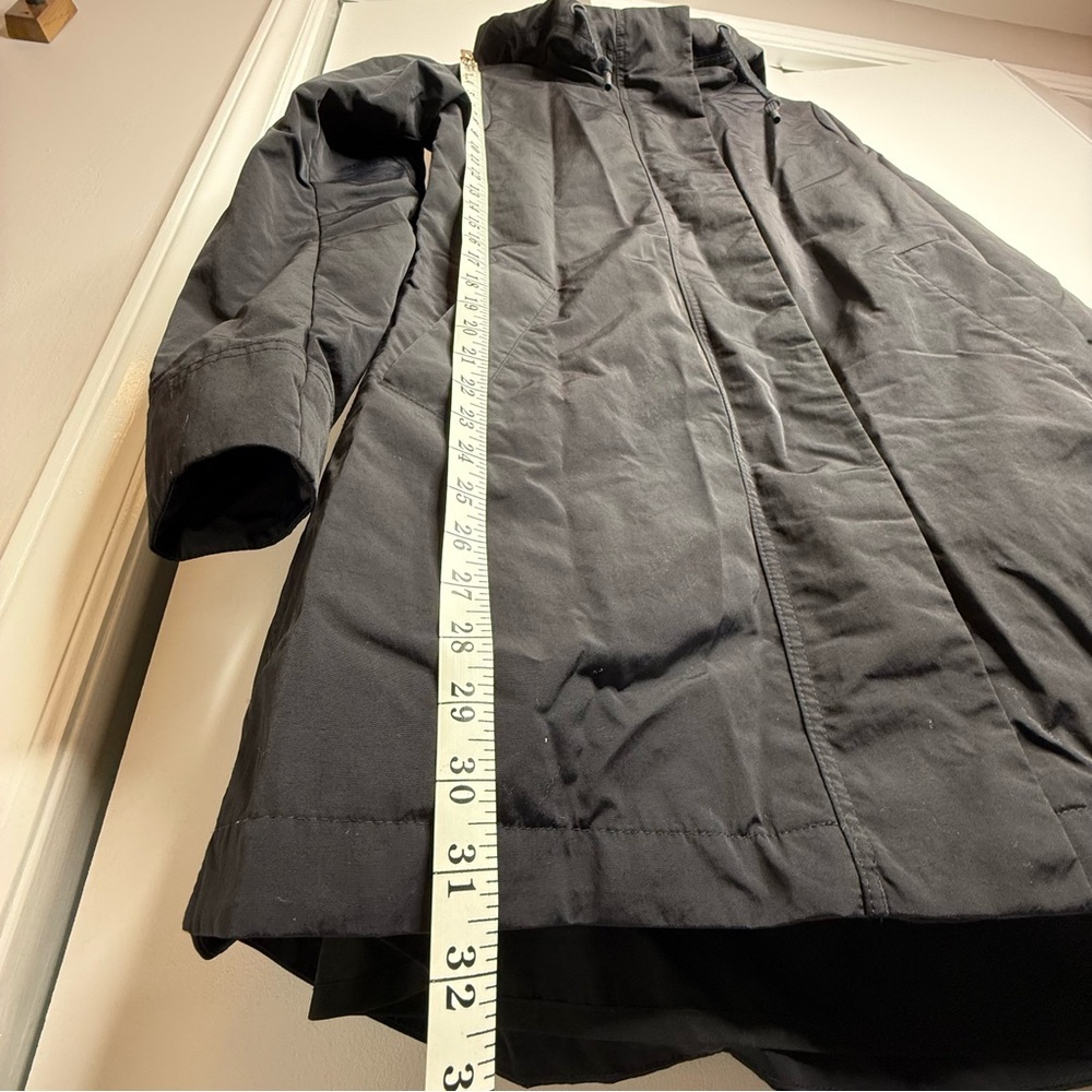 Athleta Mid Length Lightweight Jacket Black Medium - Picture 5 of 7